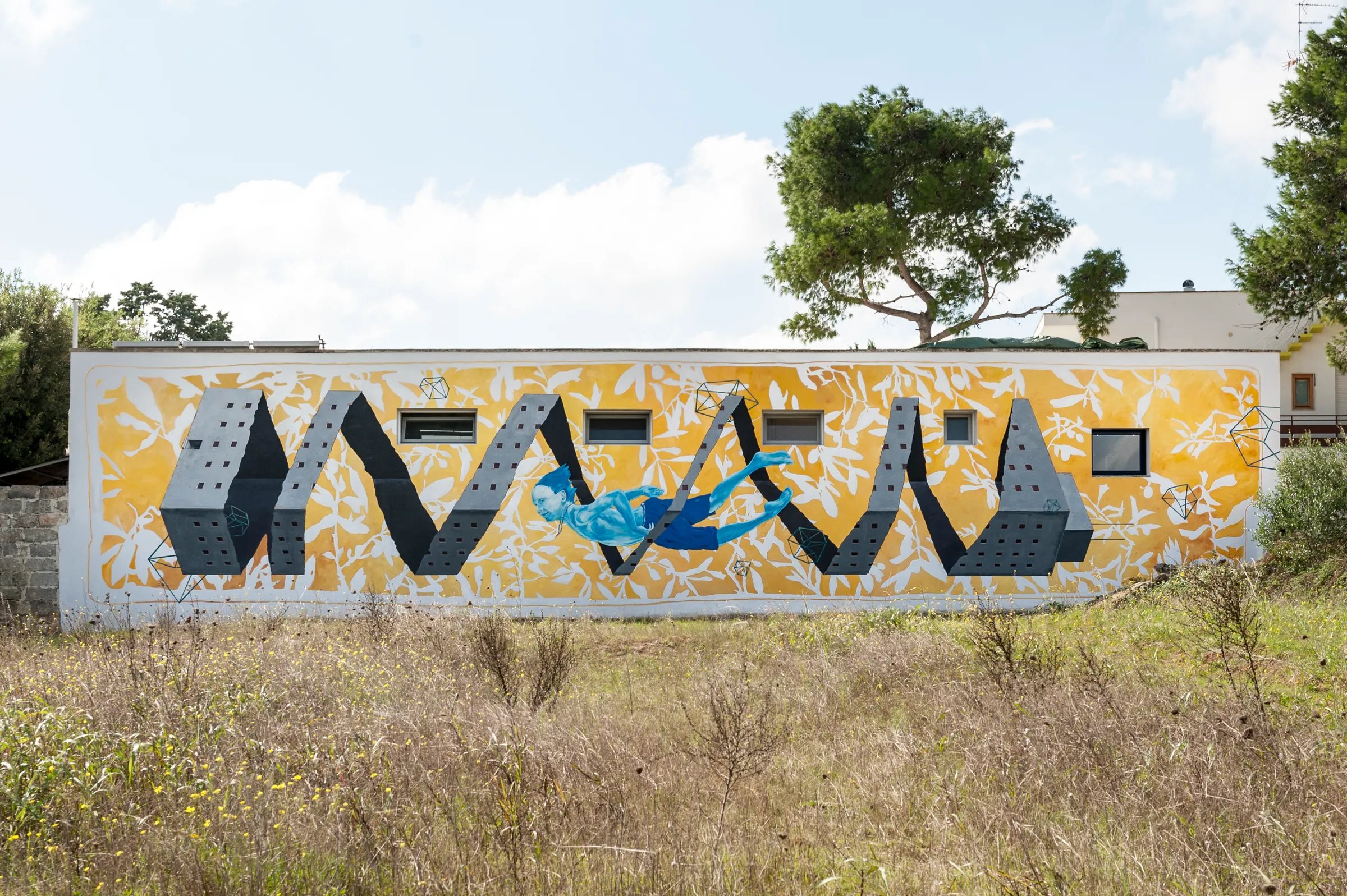 Murale Floating concluso nella zona industriale di Lecce